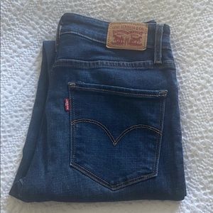 Levi’s 721 High Rise Skinny Jeans